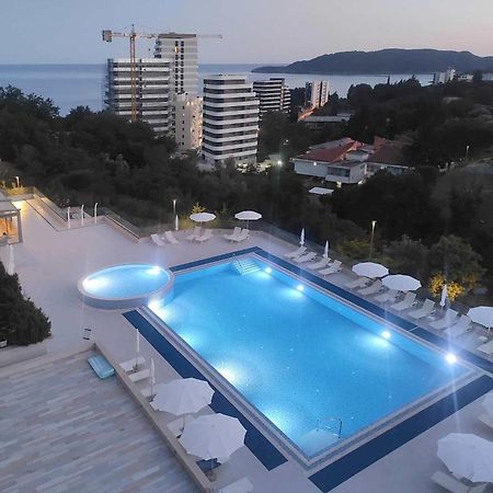 Status-M Apartments Bečići Ngoại thất bức ảnh