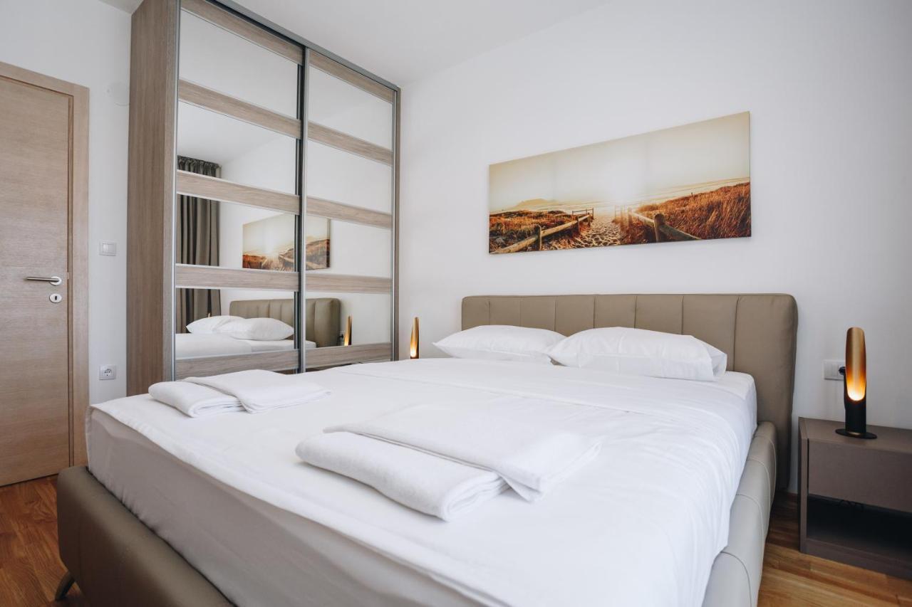 Status-M Apartments Bečići Ngoại thất bức ảnh