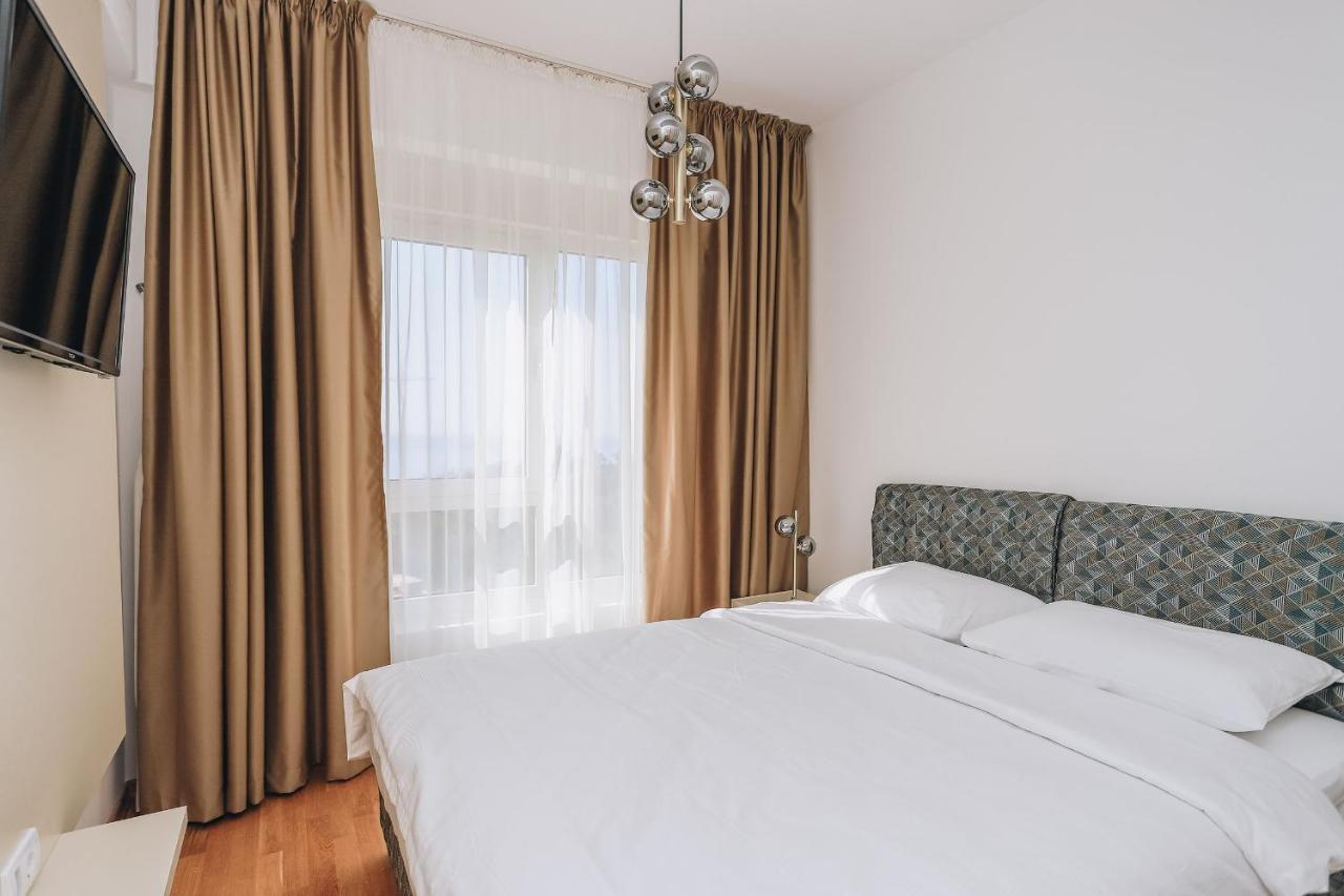 Status-M Apartments Bečići Ngoại thất bức ảnh