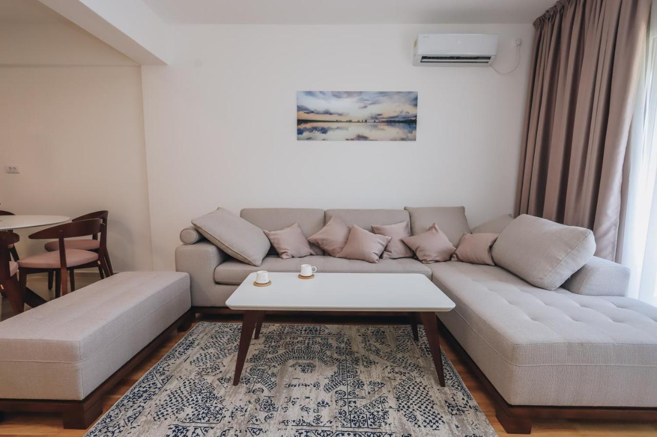 Status-M Apartments Bečići Ngoại thất bức ảnh