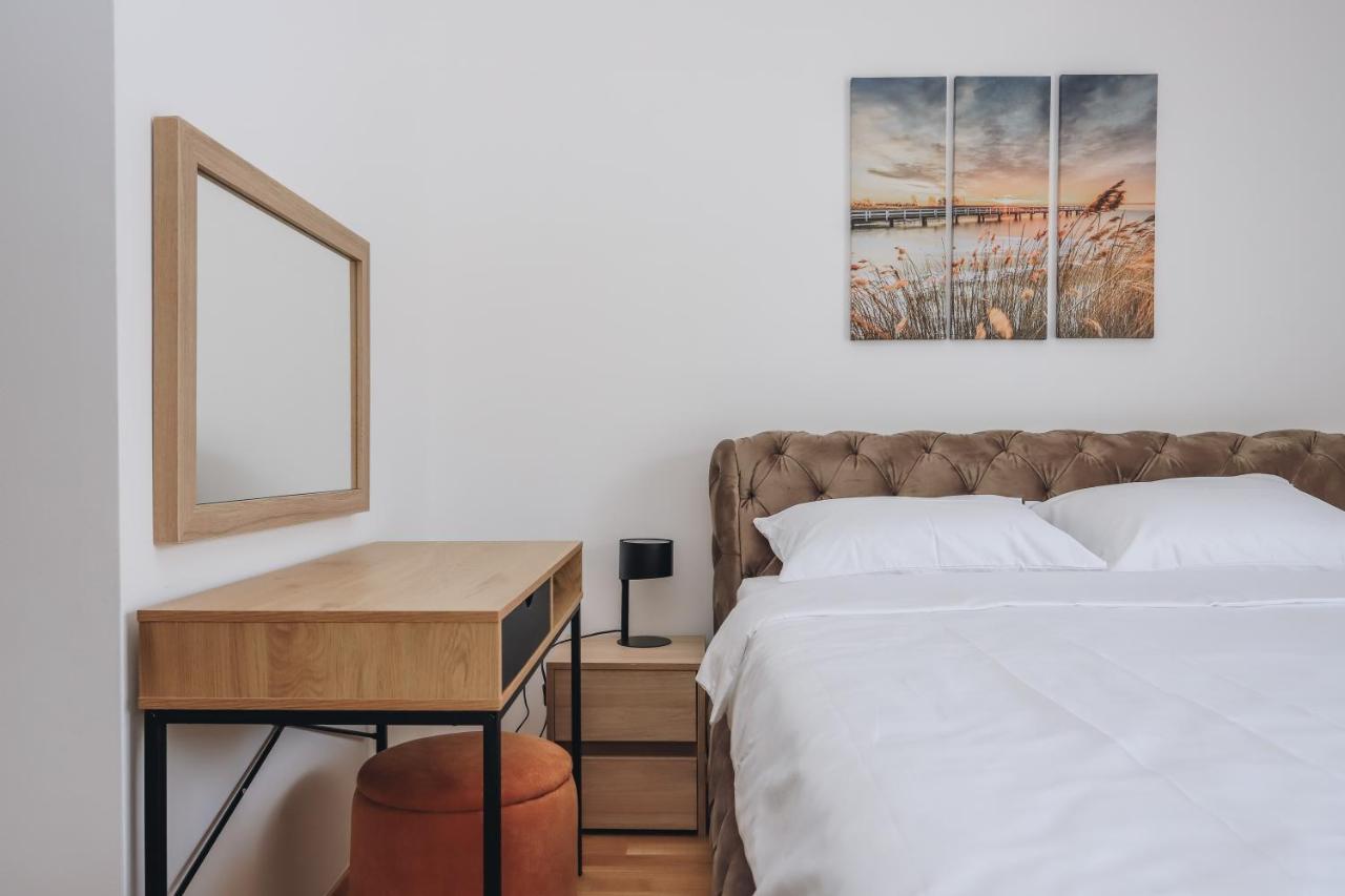 Status-M Apartments Bečići Ngoại thất bức ảnh