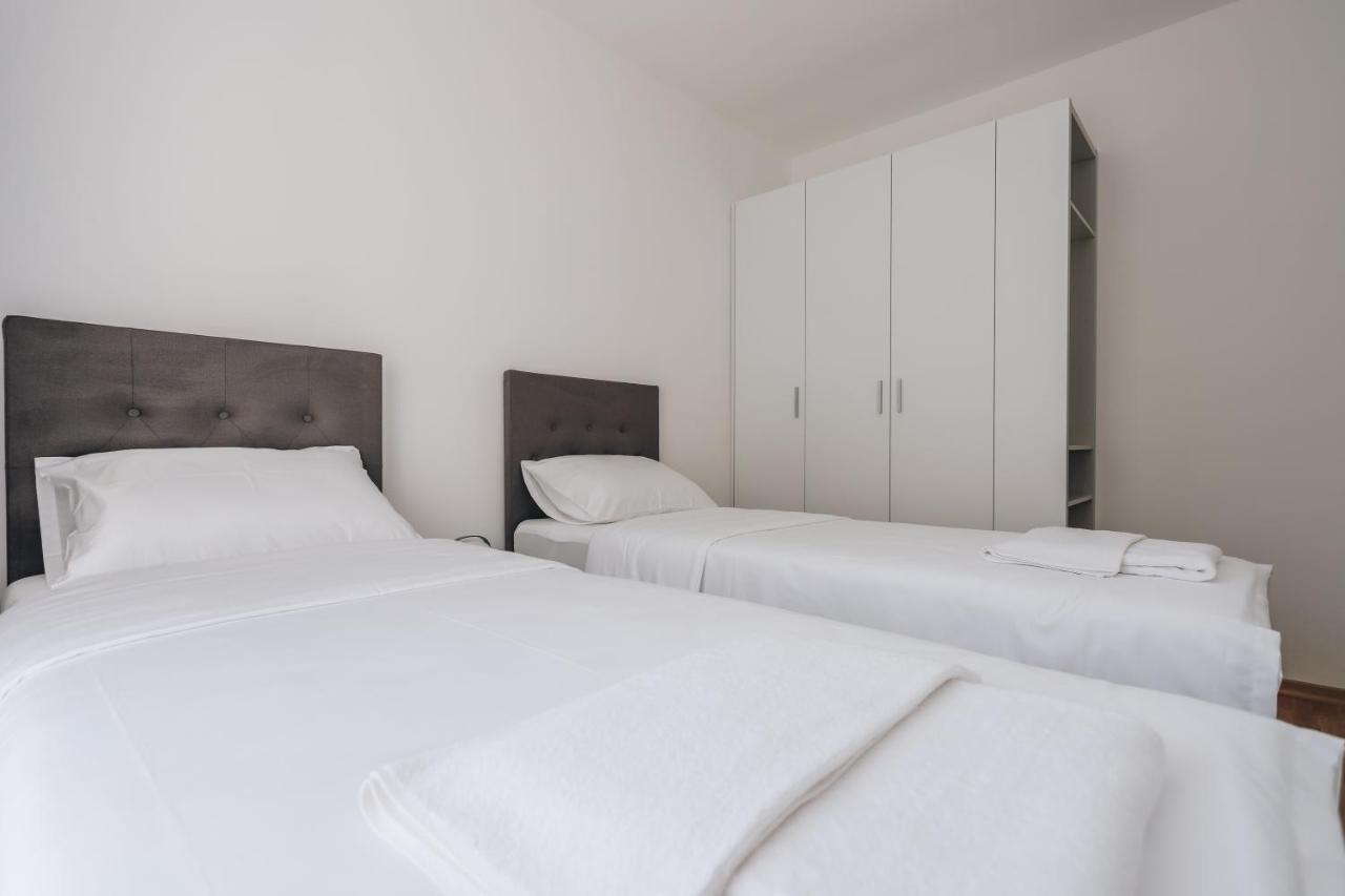 Status-M Apartments Bečići Ngoại thất bức ảnh